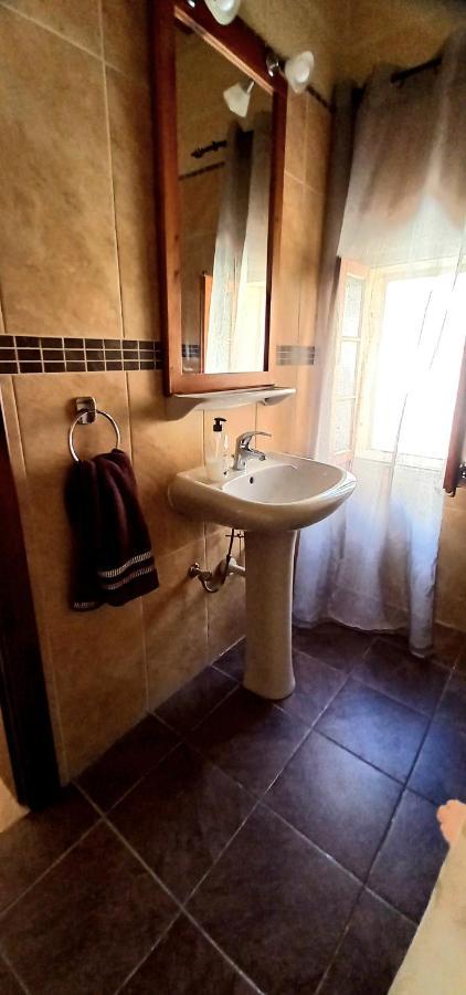 Ta Majsi Farmhouse With Indoor Heated Pool San Lawrenz Esterno foto